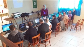 Emater/RS-Ascar promove curso de inclusão digital em Cerrito